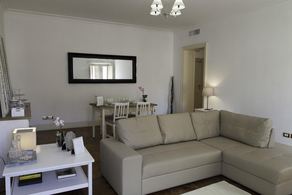 Capital Navona Luxury Apartment Casa E Appartamento Per Vacanze Рим Екстериор снимка