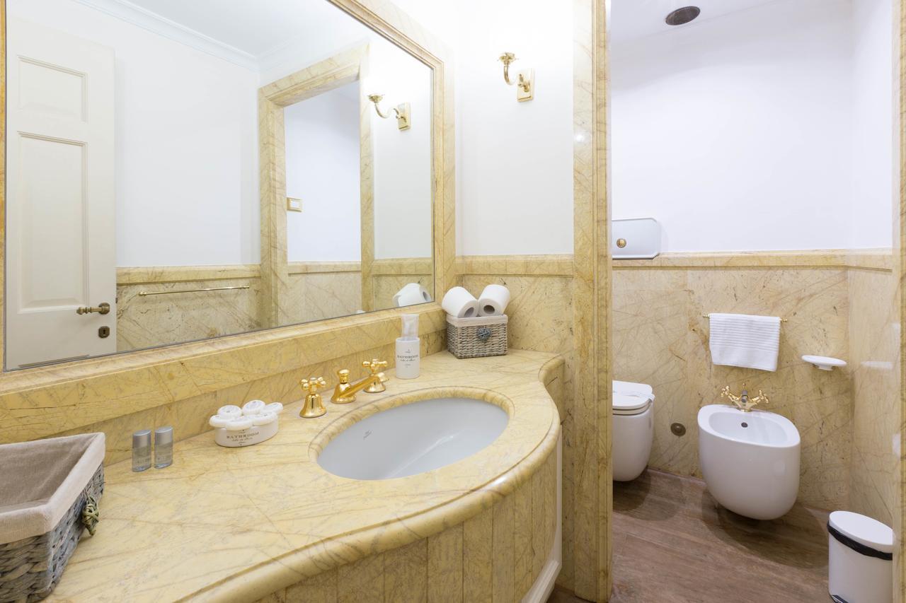 Capital Navona Luxury Apartment Casa E Appartamento Per Vacanze Рим Екстериор снимка